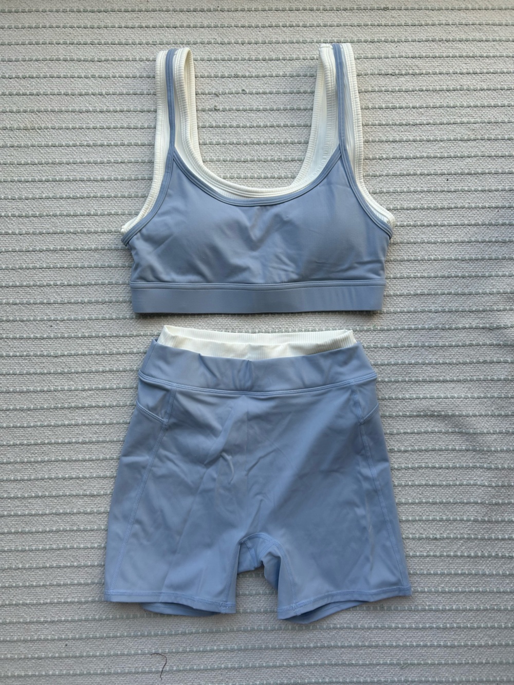 Pilates Matching Gym Set - Picture 3 of 5
